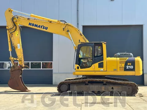 Komatsu PC210 LC-8